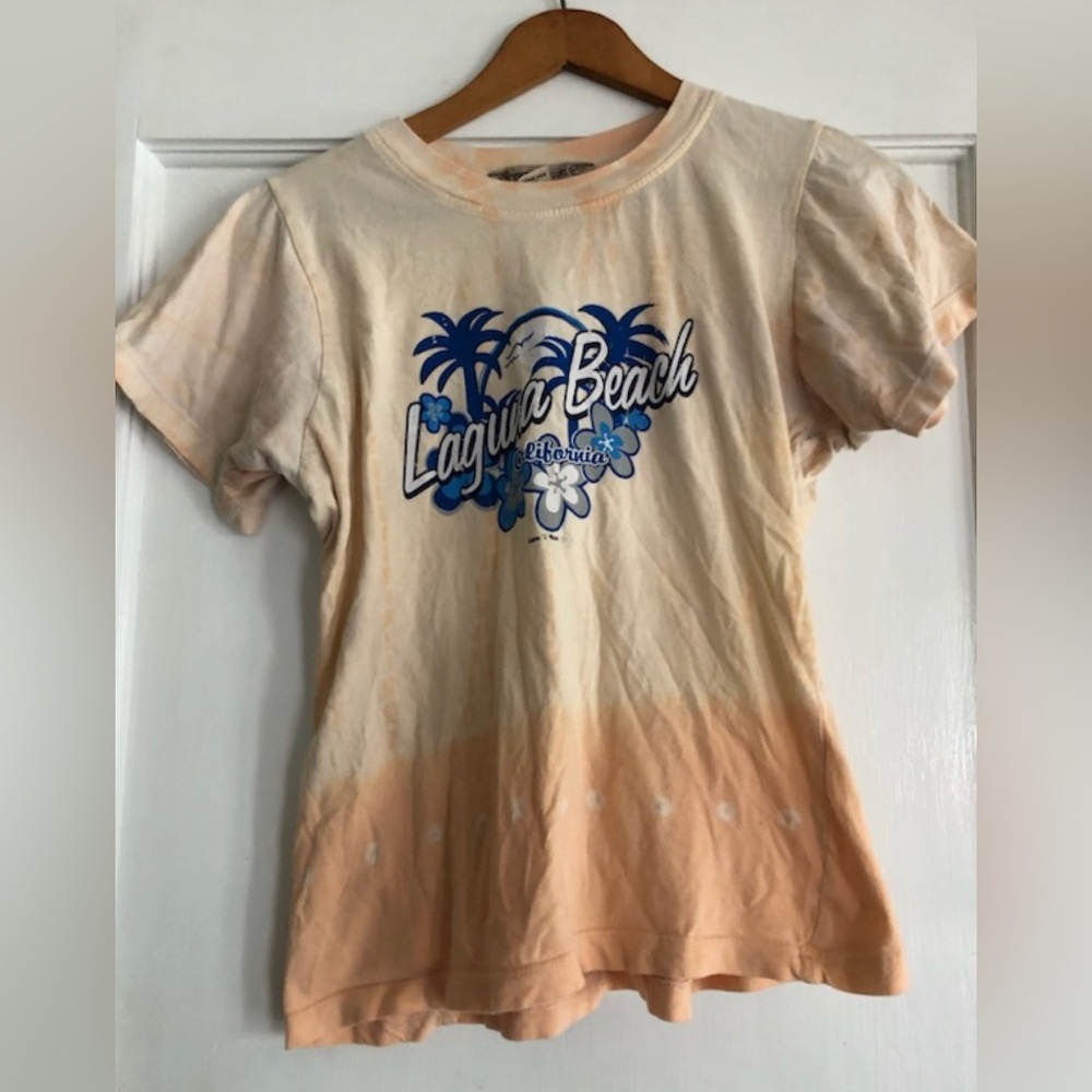 Laguna Beach California Size Med Tshirt Pale Peach Yellow Tie Dye Vintage Girl